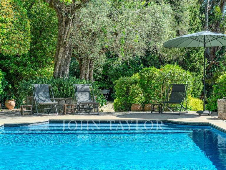 Maison Grasse - 7 chambres - 350m²