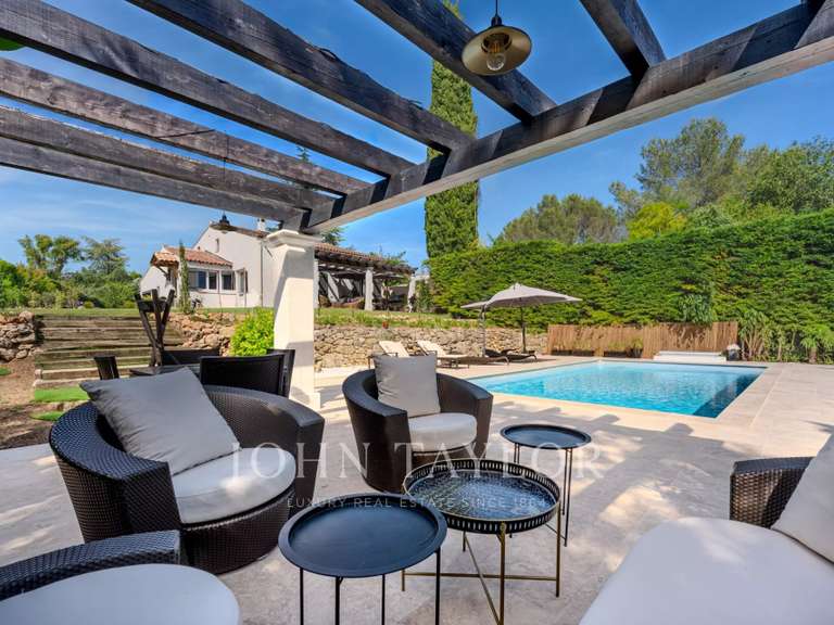 House Grasse - 4 bedrooms - 137m²
