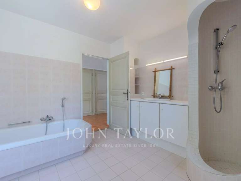 Maison avec Vue sur mer Grasse - 6 chambres - 353m²