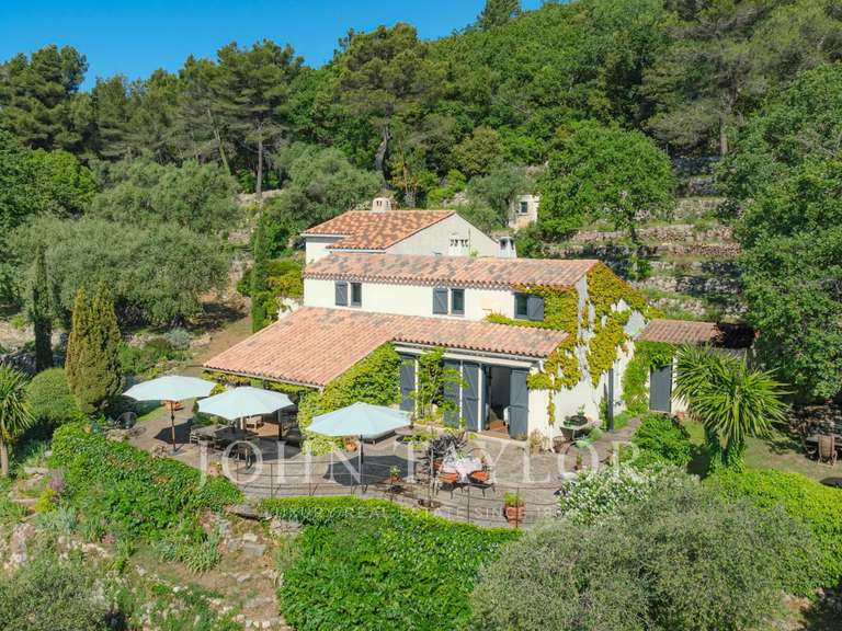 Maison avec Vue sur mer Grasse - 8 chambres - 231m²