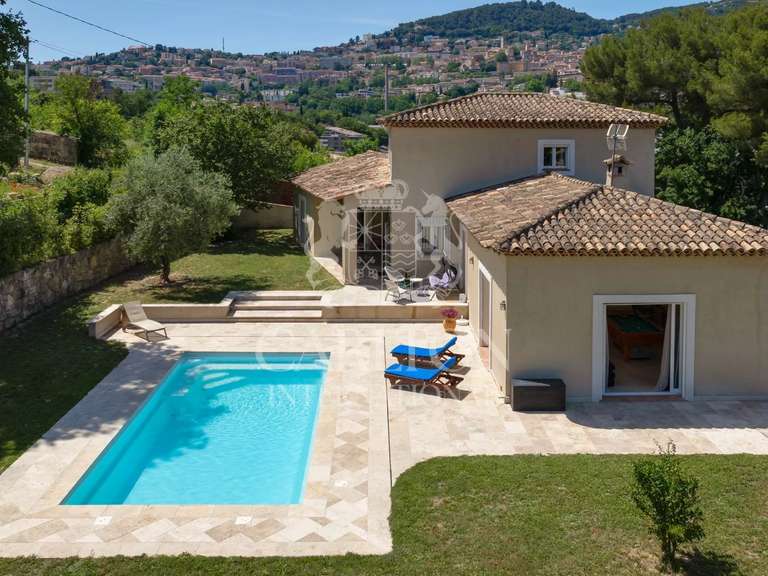 Maison Grasse - 4 chambres - 254m²