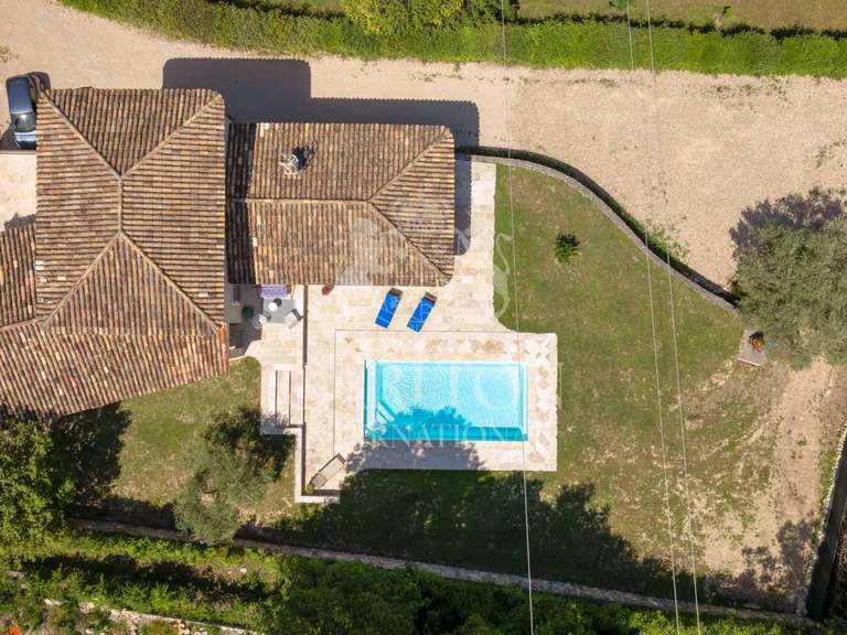 Maison Grasse - 4 chambres - 254m²