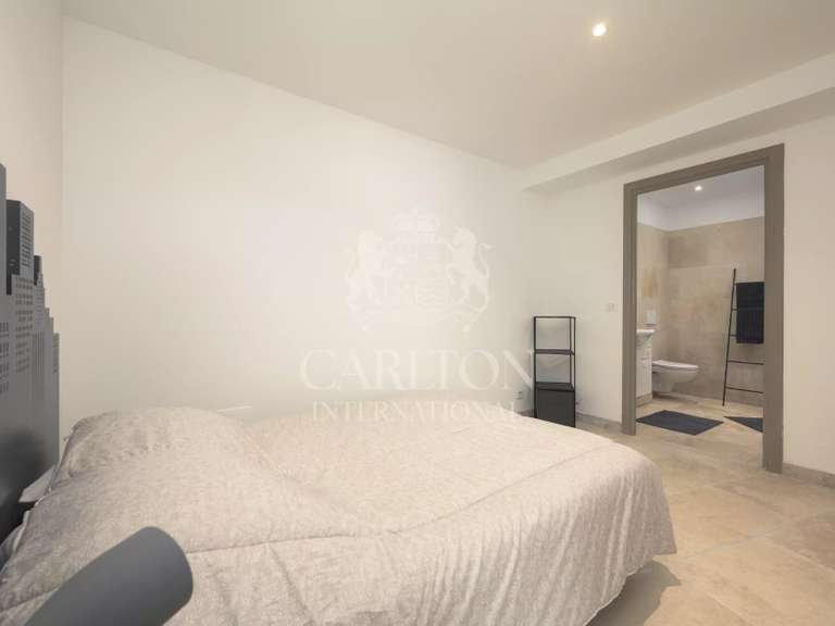 Maison Grasse - 4 chambres - 254m²