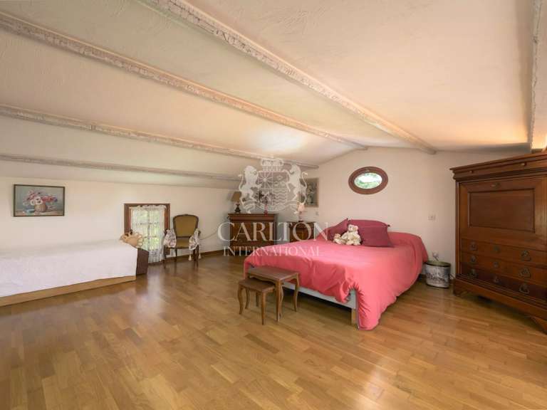 Maison Grasse - 4 chambres - 279m²