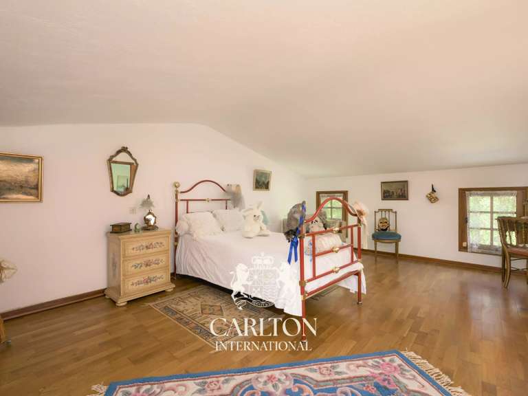Maison Grasse - 4 chambres - 279m²