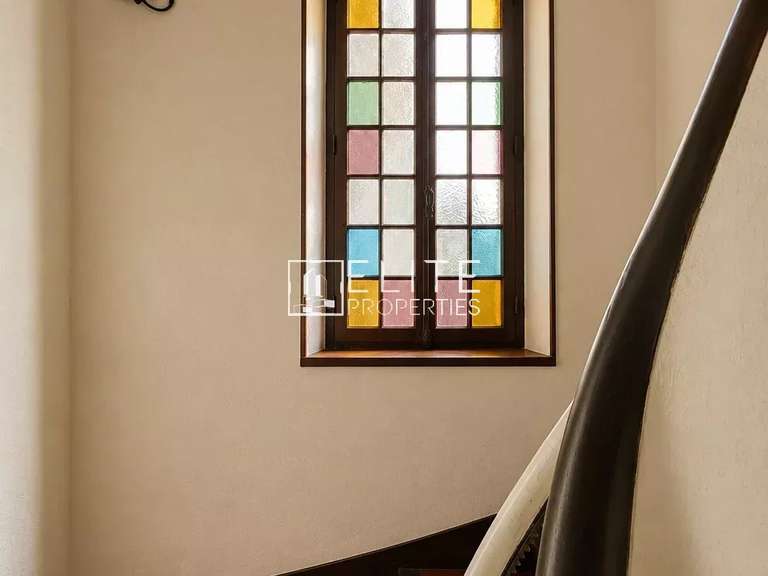 Maison Grasse - 9 chambres - 407m²
