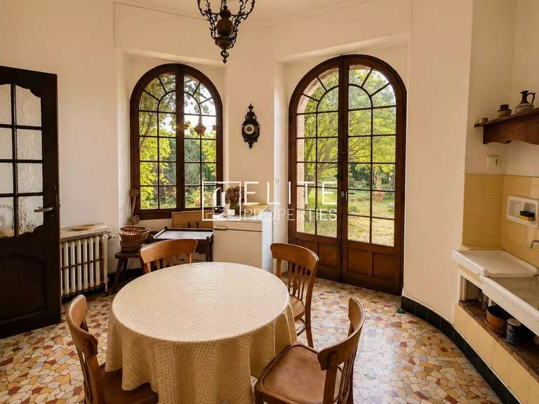 Maison Grasse - 9 chambres - 407m²