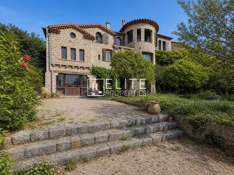 Maison Grasse - 9 chambres - 407m²