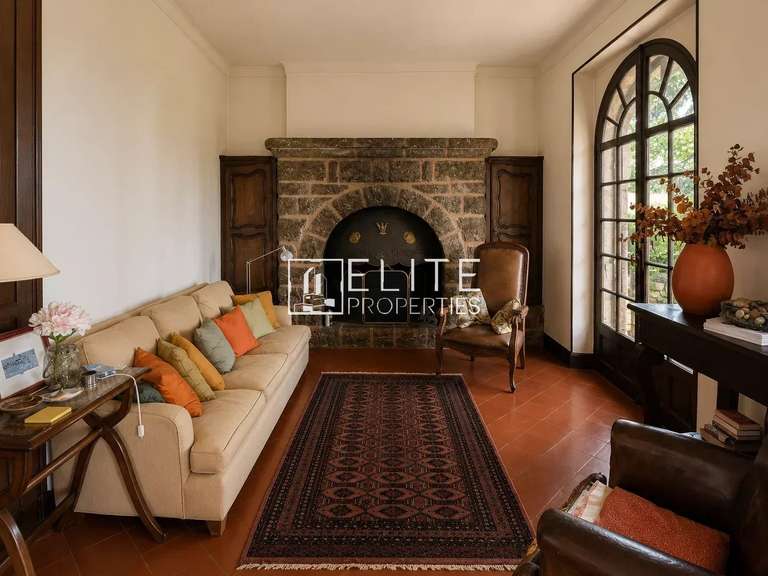Maison Grasse - 9 chambres - 407m²