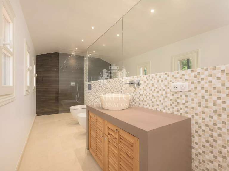 Maison Grasse - 5 chambres - 344m²