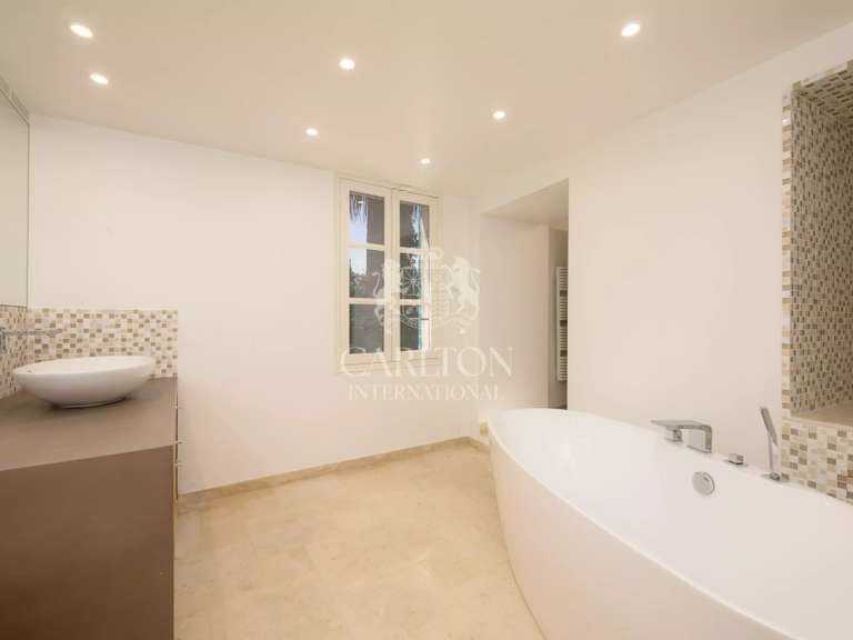 Maison Grasse - 5 chambres - 344m²