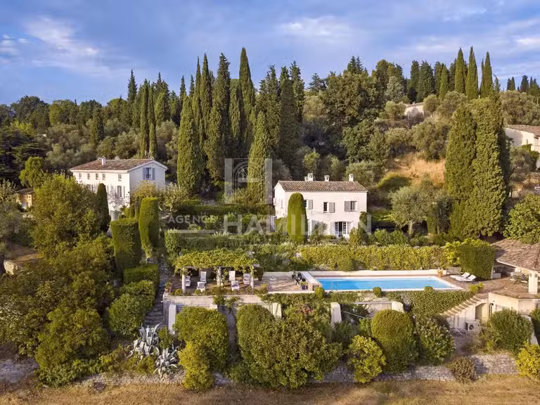 House Grasse - 520m²