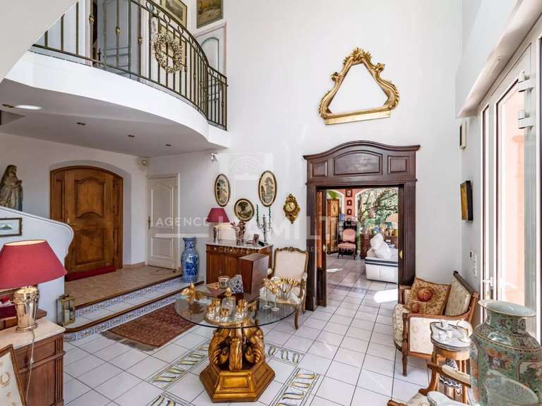 House Grasse - 3 bedrooms - 310m²