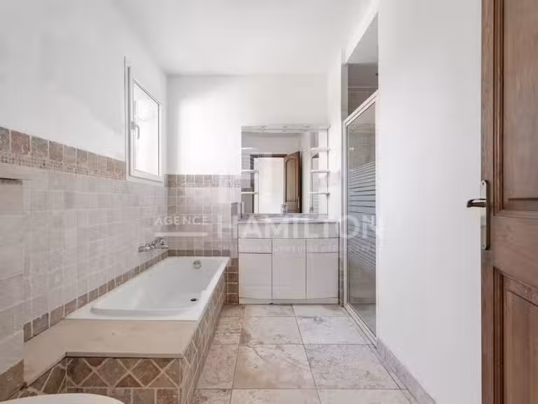 House Grasse - 205m²