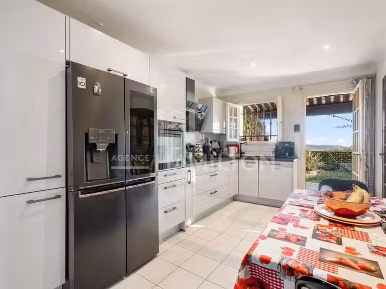House with Sea view Grasse - 3 bedrooms - 190m²