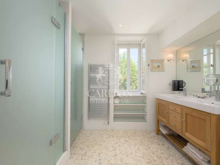 Maison Grasse - 9 chambres - 420m²