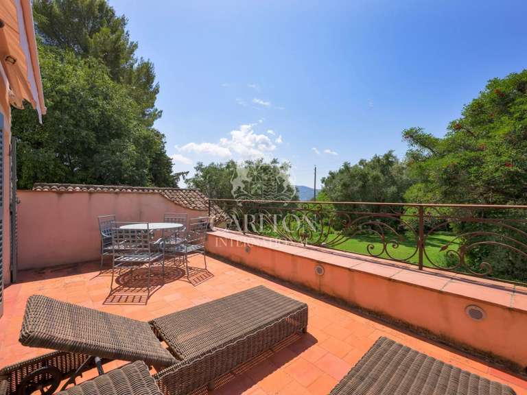 Maison Grasse - 9 chambres - 420m²