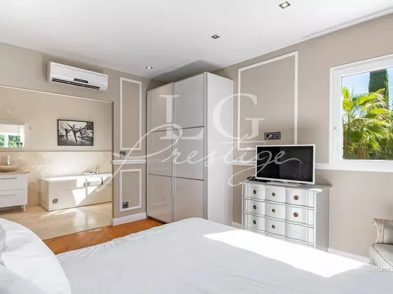 Maison Grasse - 7 chambres - 440m²