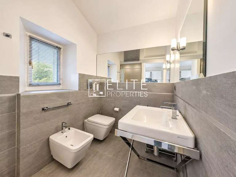 Maison Grasse - 143m²