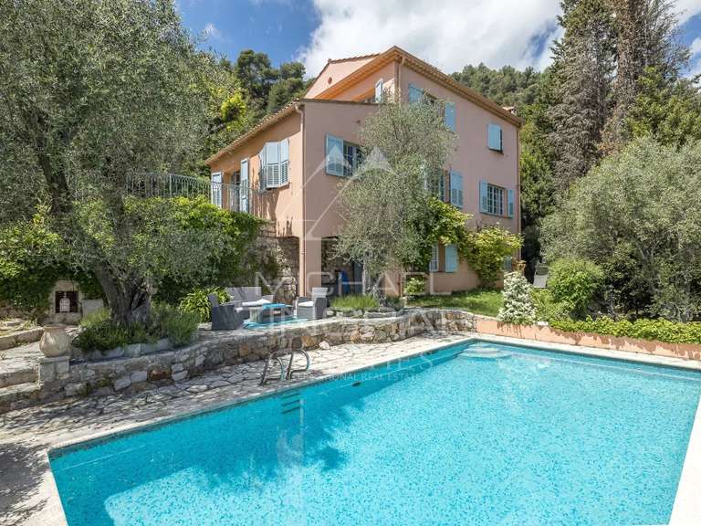 Propriété avec Vue sur mer Grasse - 4 chambres - 200m²