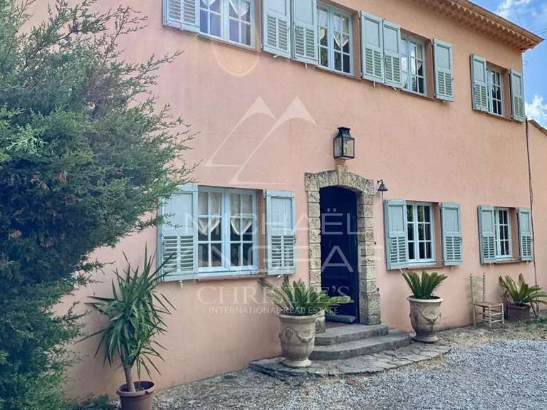 Propriété avec Vue sur mer Grasse - 4 chambres - 200m²