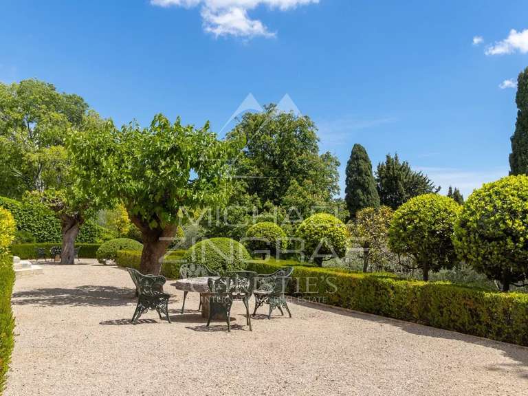 Propriété Grasse - 9 chambres - 461m²
