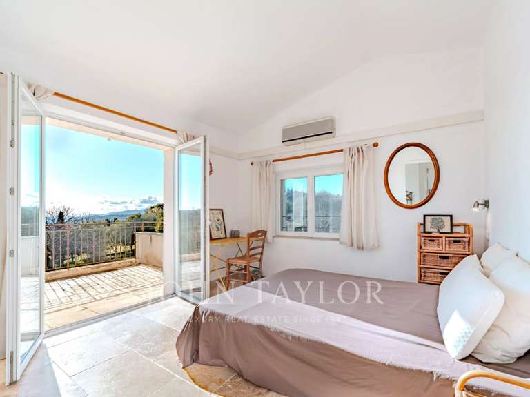 Villa Grasse - 5 bedrooms - 409m²