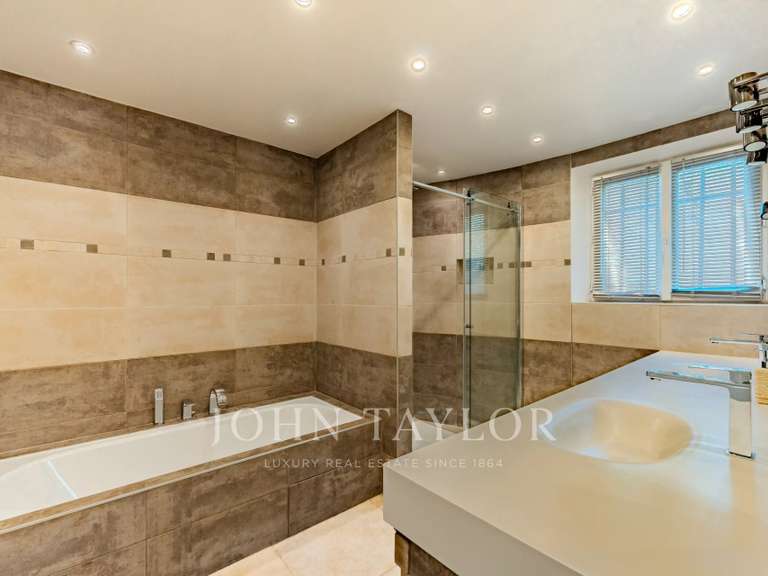 Villa Grasse - 5 bedrooms - 409m²