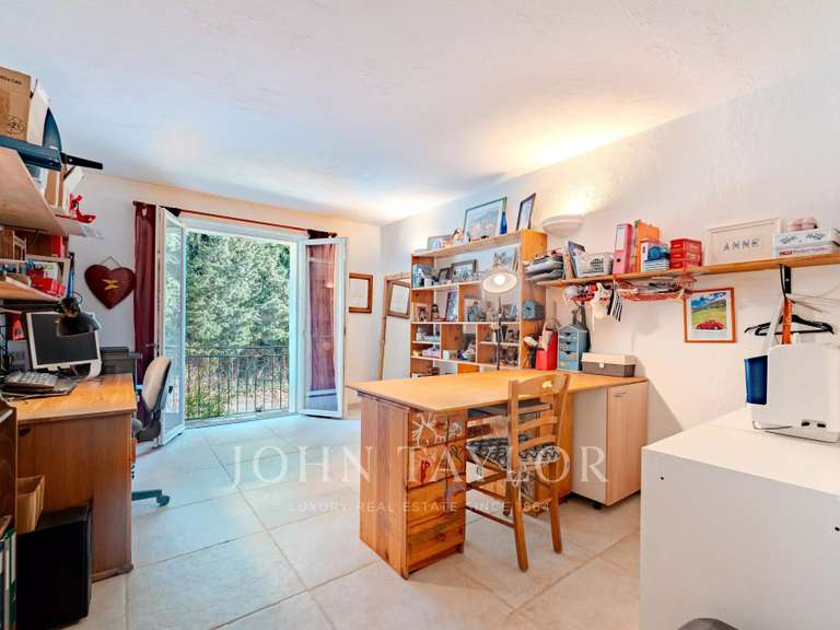 Villa Grasse - 5 bedrooms - 409m²