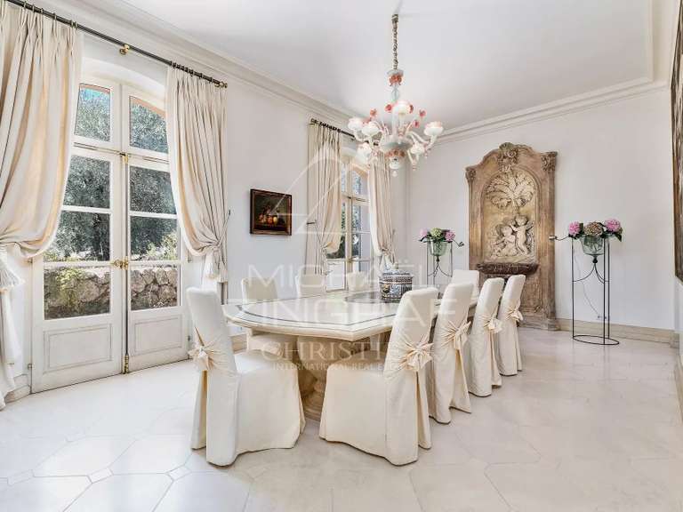Villa Grasse - 9 bedrooms - 968m²