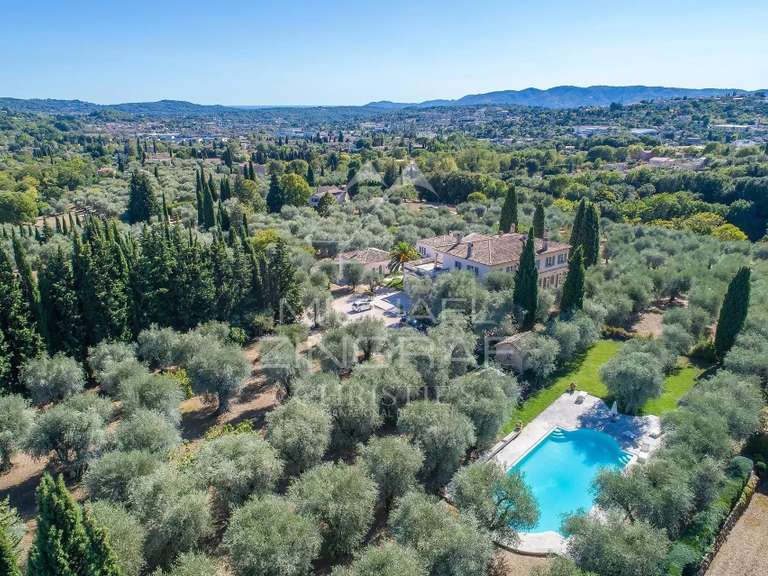 Villa Grasse - 9 bedrooms - 968m²