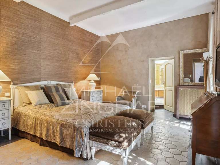 Villa Grasse - 9 bedrooms - 639m²