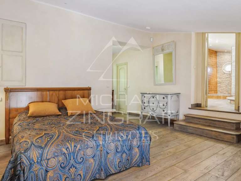 Villa Grasse - 9 bedrooms - 639m²