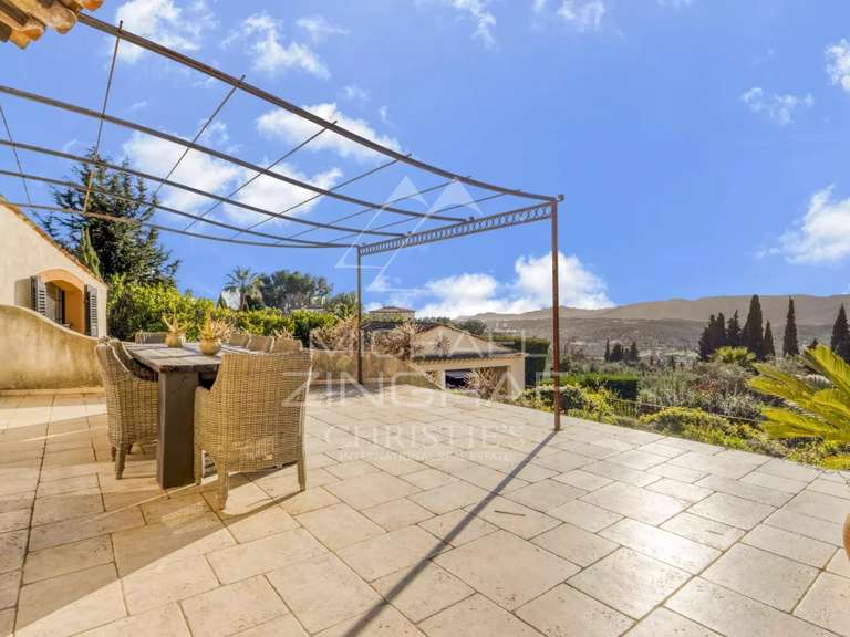 Villa Grasse - 3 bedrooms - 240m²