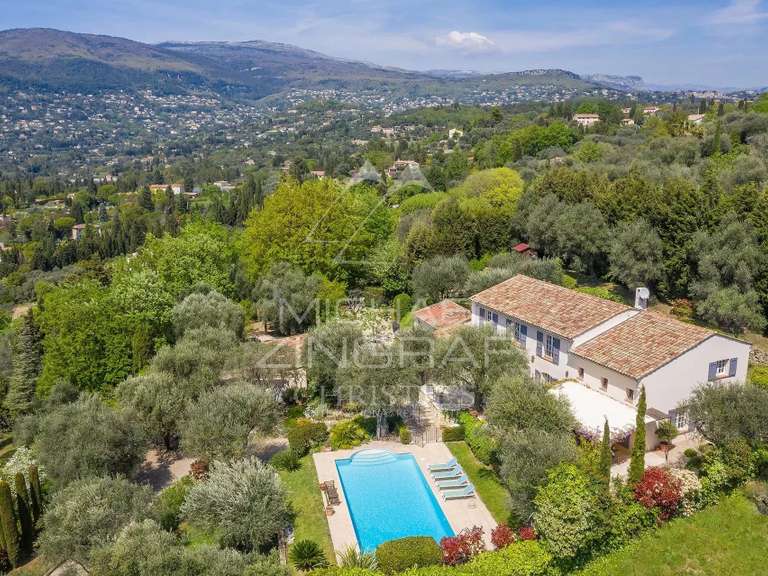 Villa Grasse - 5 bedrooms - 260m²