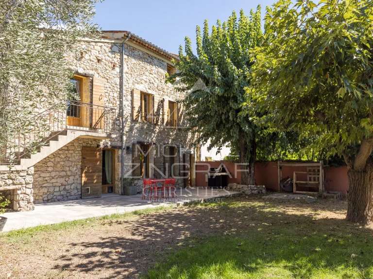 Villa Grasse - 4 bedrooms - 212m²