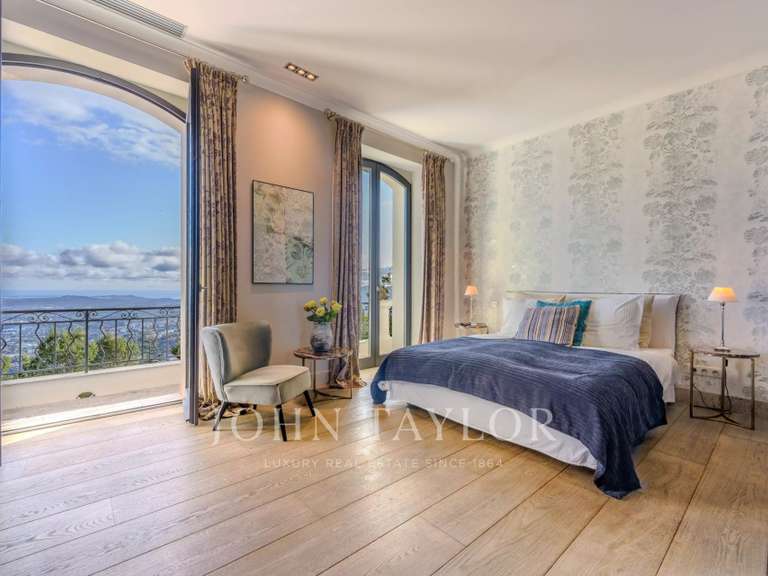 Villa Grasse - 5 bedrooms - 382m²