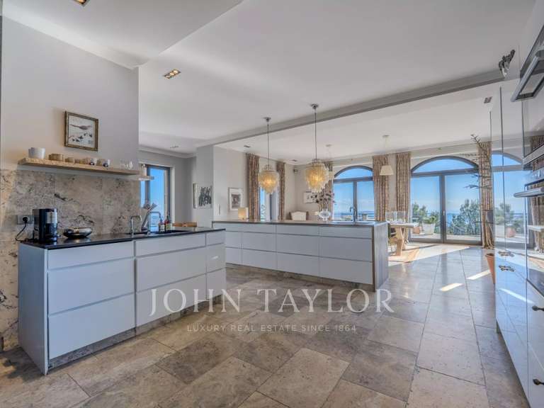 Villa Grasse - 5 bedrooms - 382m²