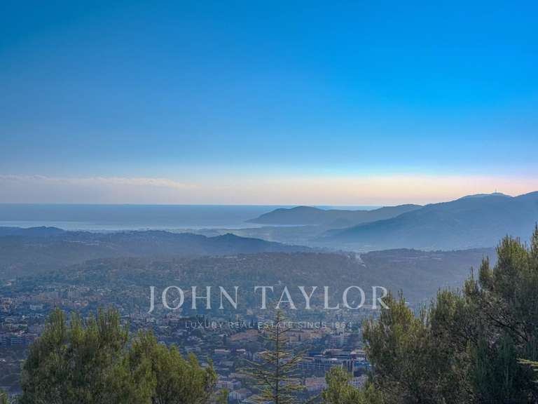 Villa Grasse - 5 bedrooms - 382m²