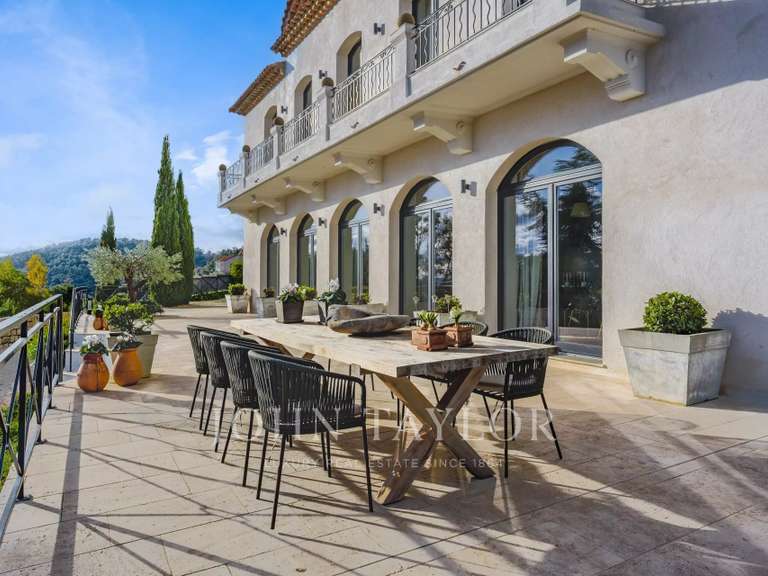 Villa Grasse - 5 bedrooms - 382m²
