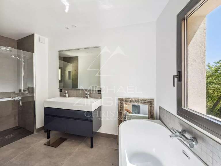 Villa Grasse - 4 chambres - 214m²