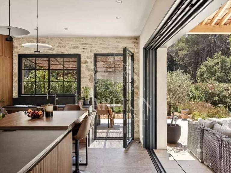 Villa Grasse - 5 chambres - 203m²