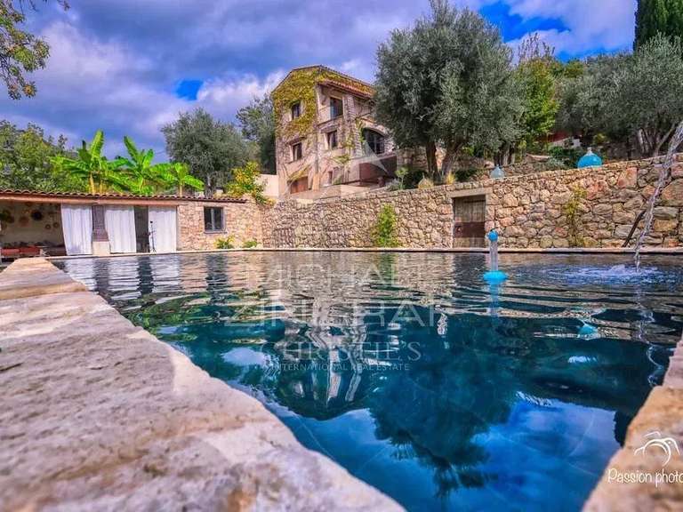 Villa Grasse - 6 chambres - 227m²