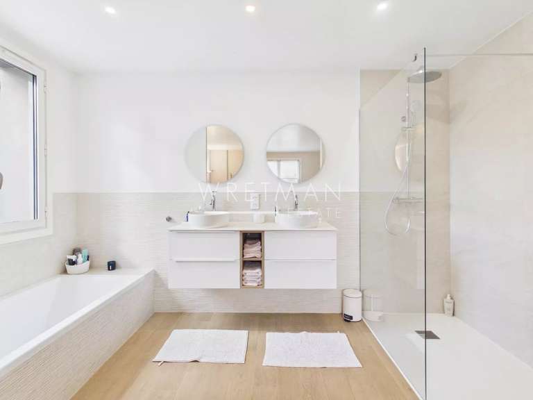 Villa Grasse - 5 chambres - 240m²