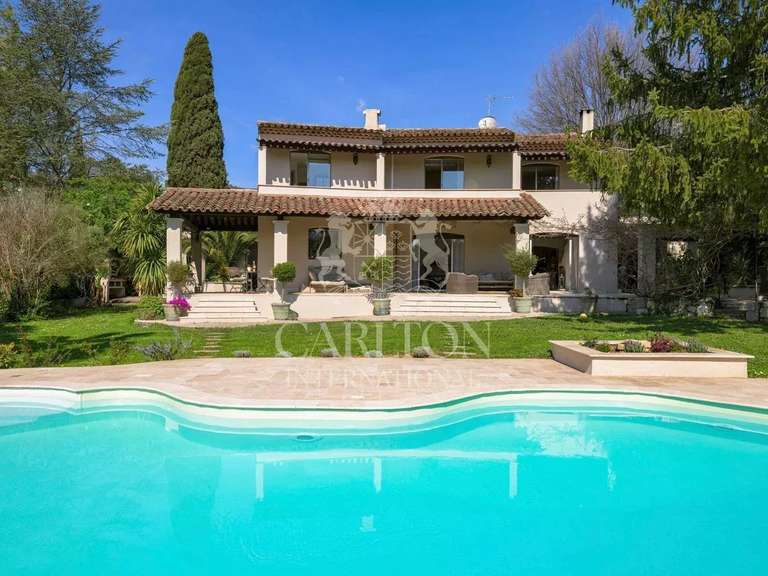 Villa Grasse - 4 bedrooms - 240m²