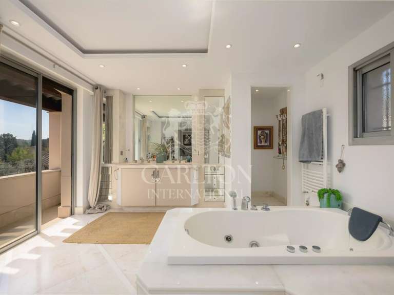 Villa Grasse - 4 chambres - 240m²