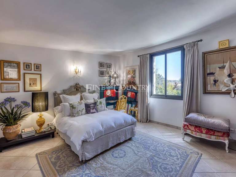 Villa Grasse - 4 bedrooms - 230m²