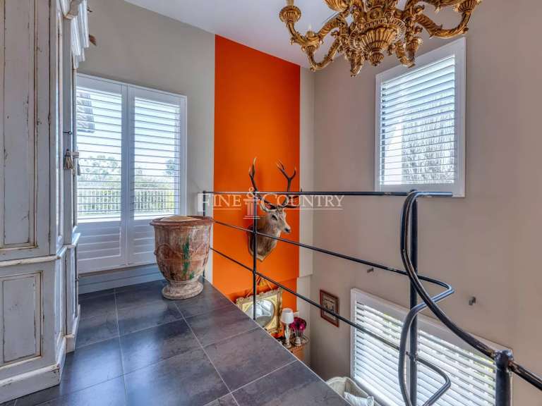 Villa Grasse - 4 bedrooms - 230m²