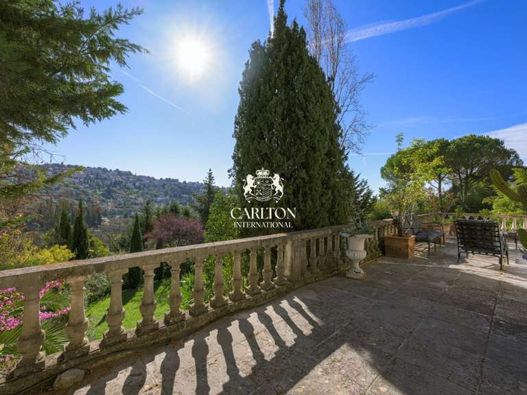 Villa Grasse - 4 bedrooms - 340m²