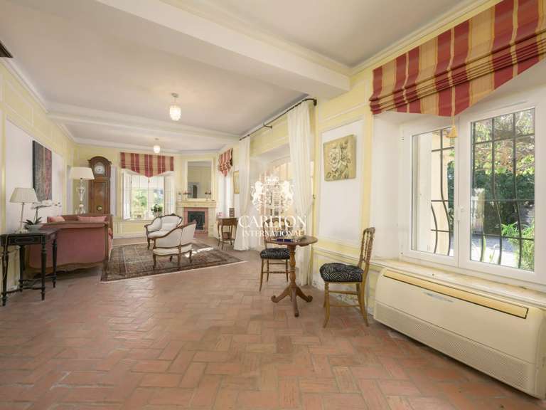 Villa Grasse - 4 bedrooms - 340m²